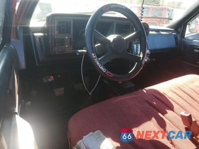 Zdjęcie 8 z 11 samochodu: 1989 CHEVROLET GMT-400 K1500 VIN:1GCDK14K7KZ173932 - miniatura