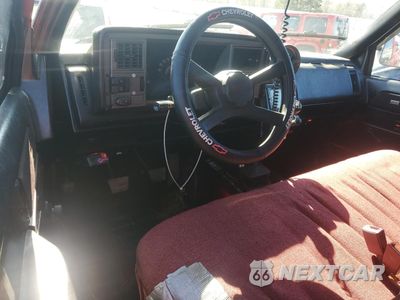 Zdjęcie 8 z 11 samochodu: 1989 CHEVROLET GMT-400 K1500 VIN:1GCDK14K7KZ173932 - miniatura