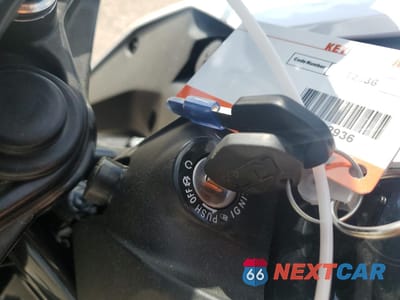 Zdjęcie 8 z 10 samochodu: 2022 KTM 390 DUKE VIN:MD2JPJ404NC253225 - miniatura