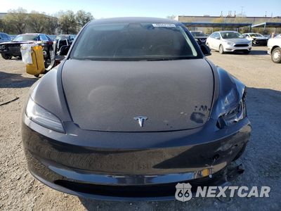 Piąte zdjęcie samochodu w środku: 2024 TESLA MODEL 3 VIN:5YJ3E1EA5RF873361 - miniatura