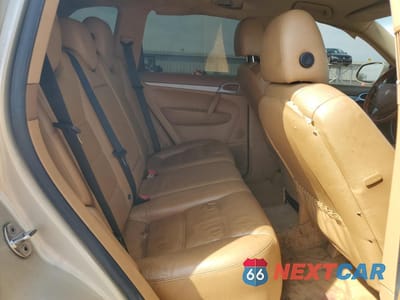 Zdjęcie 11 z 14 samochodu: 2006 PORSCHE CAYENNE VIN:WP1AA29P56LA22272 - miniatura