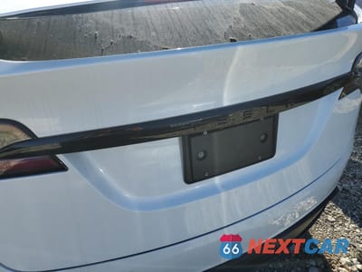 Zdjęcie 11 z 12 samochodu: 2022 TESLA MODEL X VIN:7SAXCDE51NF342652 - miniatura