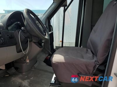 Zdjęcie 7 z 14 samochodu: 2017 MERCEDES-BENZ SPRINTER 3500 VIN:WDAPF4CB3HP555158 - miniatura