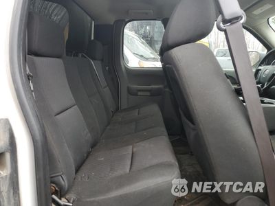 Zdjęcie 10 z 12 samochodu: 2013 GMC SIERRA K1500 VIN:1GTR2TEA9DZ230920 - miniatura