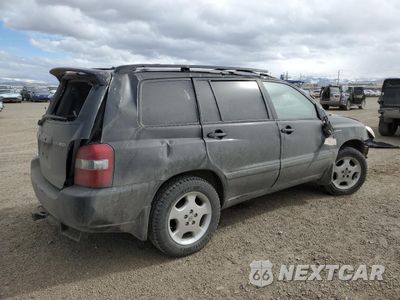 Trzecie zdjęcie samochodu z tyłu: 2004 TOYOTA HIGHLANDER VIN:JTEEP21A640055557 - miniatura