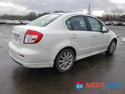 Trzecie zdjęcie samochodu z tyłu: 2008 SUZUKI SX4 CONVENIENCE VIN:JS2YC415485110100 - miniatura
