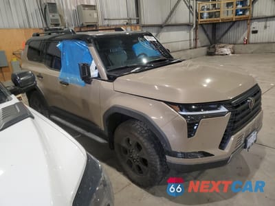 Czwarte zdjęcie samochodu z boku: 2024 LEXUS GX 550 PREMIUM/PREMIUM+ VIN:JTJTBCDX3R5027531 - miniatura