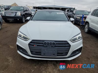 Piąte zdjęcie samochodu w środku: 2018 AUDI S5 PRESTIGE VIN:WAUC4CF50JA029819 - miniatura