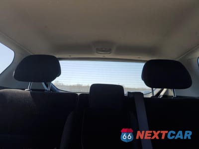 Zdjęcie 10 z 15 samochodu: 2010 MITSUBISHI OUTLANDER ES VIN:JA4AT2AW9AZ015713 - miniatura
