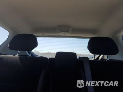 Zdjęcie 10 z 15 samochodu: 2010 MITSUBISHI OUTLANDER ES VIN:JA4AT2AW9AZ015713 - miniatura