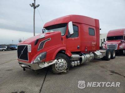 Drugie zdjęcie samochodu z przodu: 2018 VOLVO VNL SEMI TRUCK VIN:4V4NC9EHXJN992592 - miniatura