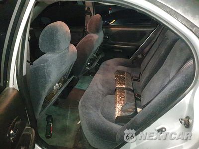 Zdjęcie 10 z 12 samochodu: 2003 HYUNDAI SONATA GL VIN:KMHWF25S63A761771 - miniatura