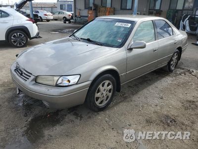 1998 TOYOTA CAMRY CE JT2BF22K2W0116271 - główne zdjęcie licytacji z USA - miniatura