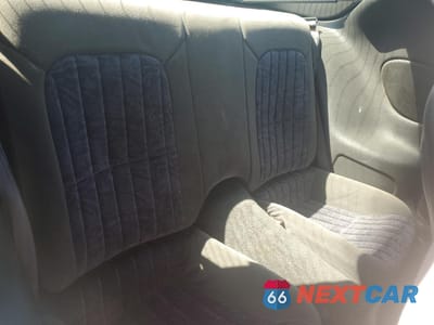 Zdjęcie 11 z 14 samochodu: 2001 CHEVROLET CAMARO VIN:2G1FP22K112118017 - miniatura