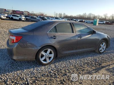 Trzecie zdjęcie samochodu z tyłu: 2014 TOYOTA CAMRY L VIN:4T4BF1FK1ER415125 - miniatura