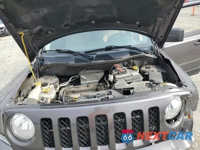 Zdjęcie 12 z 13 samochodu: 2015 JEEP PATRIOT SPORT VIN:1C4NJPBA1FD399570 - miniatura
