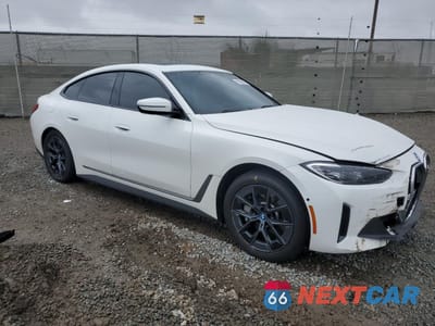 Czwarte zdjęcie samochodu z boku: 2023 BMW I4 EDRIVE 35 VIN:WBY43AW06PFR40668 - miniatura