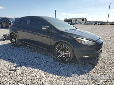 Czwarte zdjęcie samochodu z boku: 2016 FORD FOCUS ST VIN:1FADP3L9XGL382772 - miniatura