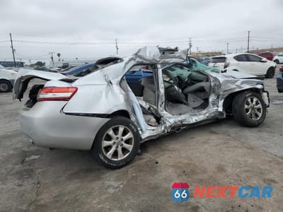 Trzecie zdjęcie samochodu z tyłu: 2011 TOYOTA CAMRY BASE VIN:4T4BF3EK7BR093583 - miniatura
