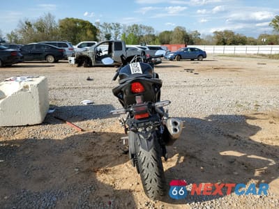 Czwarte zdjęcie samochodu z boku: 2024 HONDA CBR500 RA VIN:MLHPC7059R5000232 - miniatura