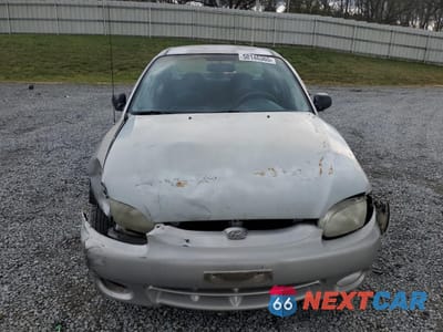 Piąte zdjęcie samochodu w środku: 1999 HYUNDAI ACCENT GL VIN:KMHVF24N2XU570019 - miniatura