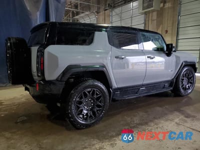 Trzecie zdjęcie samochodu z tyłu: 2025 GMC HUMMER SUV 2X VIN:1GKT0NDE3SU110735 - miniatura