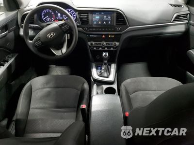 Zdjęcie 8 z 13 samochodu: 2020 HYUNDAI ELANTRA SEL VIN:5NPD84LFXLH536415 - miniatura