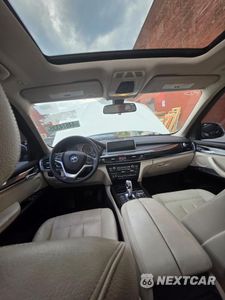 Piąte zdjęcie samochodu w środku: 2016 BMW X5 XDRIVE35I VIN:5UXKR0C59G0S93024 - miniatura