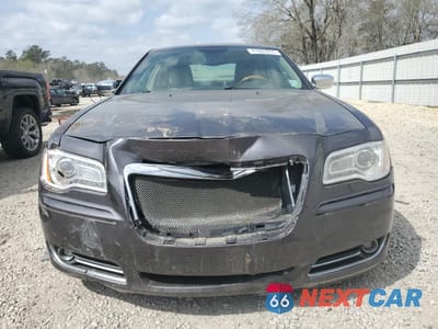 Piąte zdjęcie samochodu w środku: 2013 CHRYSLER 300C VIN:2C3CCAET4DH680410 - miniatura