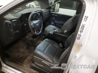 Zdjęcie 8 z 13 samochodu: 2015 CHEVROLET SILVERADO C3500 VIN:1GB3CYCG1FZ513133 - miniatura