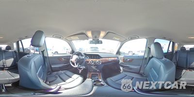 Zdjęcie 13 z 14 samochodu: 2013 MERCEDES-BENZ GLK 350 VIN:WDCGG5HB7DG021979 - miniatura