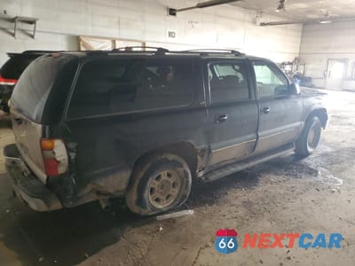 Trzecie zdjęcie samochodu z tyłu: 2002 CHEVROLET SUBURBAN K1500 VIN:1GNFK16Z62J185806 - miniatura