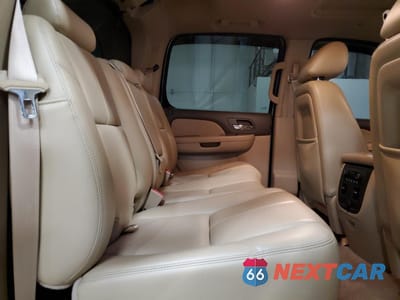 Zdjęcie 11 z 14 samochodu: 2011 CHEVROLET AVALANCHE LT VIN:3GNTKFE39BG237976 - miniatura