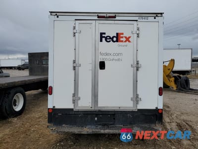 Zdjęcie 6 z 13 samochodu: 2023 FORD ECONOLINE E350 SUPER DUTY CUTAWAY VAN VIN:1FDWE3FK4PDD13704 - miniatura