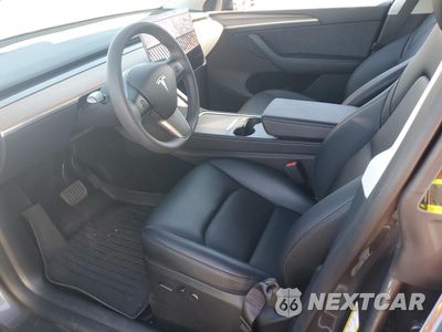 Zdjęcie 7 z 12 samochodu: 2023 TESLA MODEL Y VIN:7SAYGAEE1PF943487 - miniatura