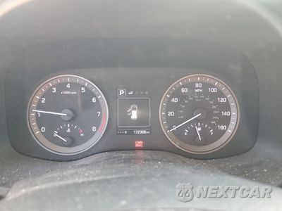 Zdjęcie 9 z 14 samochodu: 2017 HYUNDAI TUCSON SE VIN:KM8J23A44HU473854 - miniatura