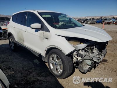 Czwarte zdjęcie samochodu z boku: 2015 FORD ESCAPE SE VIN:1FMCU0G72FUA09008 - miniatura