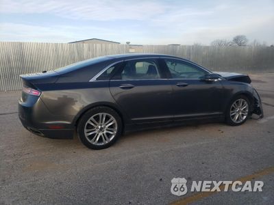 Trzecie zdjęcie samochodu z tyłu: 2016 LINCOLN MKZ VIN:3LN6L2GK7GR617115 - miniatura