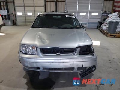 Piąte zdjęcie samochodu w środku: 2002 VOLKSWAGEN JETTA GLS VIN:3VWSE69MX2M047004 - miniatura