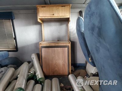 Zdjęcie 10 z 12 samochodu: 1990 DODGE RAM VAN B150 VIN:2B7GB11X0LK779770 - miniatura