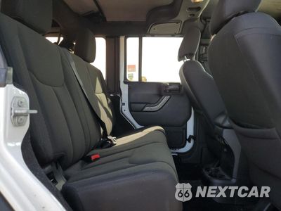 Zdjęcie 11 z 15 samochodu: 2016 JEEP WRANGLER UNLIMITED SPORT VIN:1C4BJWDG7GL268939 - miniatura