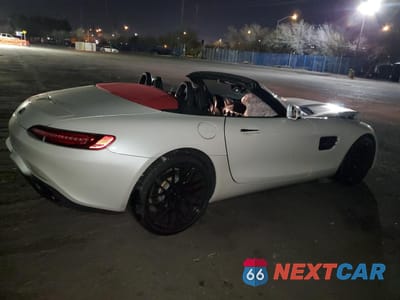 Trzecie zdjęcie samochodu z tyłu: 2019 MERCEDES-BENZ AMG GT VIN:WDDYK7HA0KA022635 - miniatura