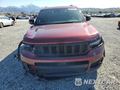 Piąte zdjęcie samochodu w środku: 2023 JEEP GRAND CHEROKEE L LAREDO VIN:1C4RJJAG5P8902385 - miniatura