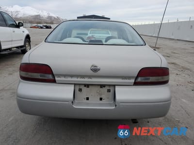 Zdjęcie 6 z 12 samochodu: 1995 NISSAN ALTIMA XE VIN:1N4BU31D5SC184567 - miniatura