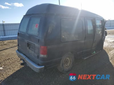 Czwarte zdjęcie samochodu z boku: 2000 FORD ECONOLINE E150 VAN VIN:1FDRE1425YHB64945 - miniatura