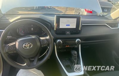 Zdjęcie 9 z 10 samochodu: 2024 TOYOTA RAV4 LE VIN:2T3F1RFV8RC444364 - miniatura