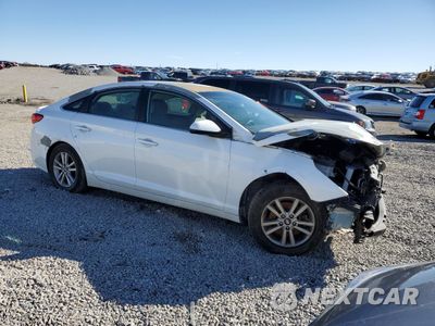 Czwarte zdjęcie samochodu z boku: 2017 HYUNDAI SONATA SE VIN:5NPE24AF7HH531110 - miniatura
