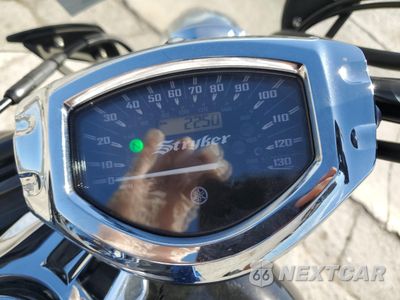 Zdjęcie 7 z 9 samochodu: 2011 YAMAHA XVS1300 CU VIN:JYAVP33E3BA000495 - miniatura