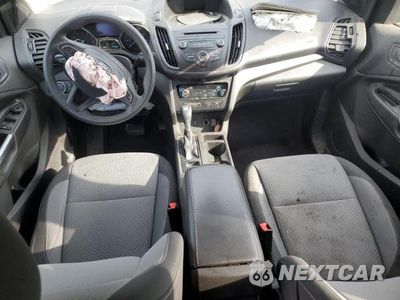Zdjęcie 8 z 12 samochodu: 2017 FORD ESCAPE SE VIN:1FMCU0GD3HUD06233 - miniatura