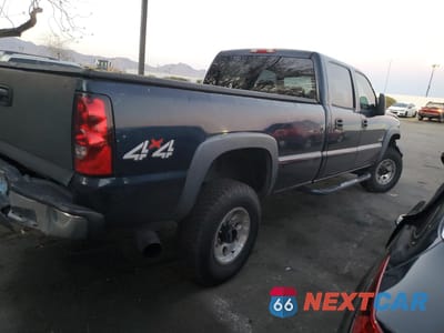 Trzecie zdjęcie samochodu z tyłu: 2006 CHEVROLET SILVERADO K3500 VIN:1GCHK33D56F258274 - miniatura